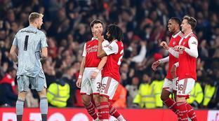 尽管阿贾克 尽管阿贾克